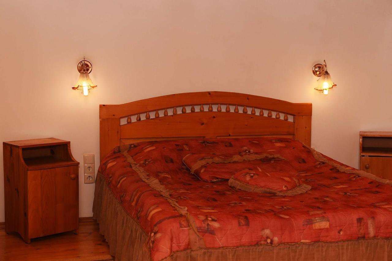 Oskolok Dovbusha Mini-Hotel Яремча Экстерьер фото
