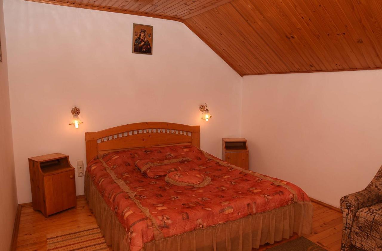 Oskolok Dovbusha Mini-Hotel Яремча Экстерьер фото