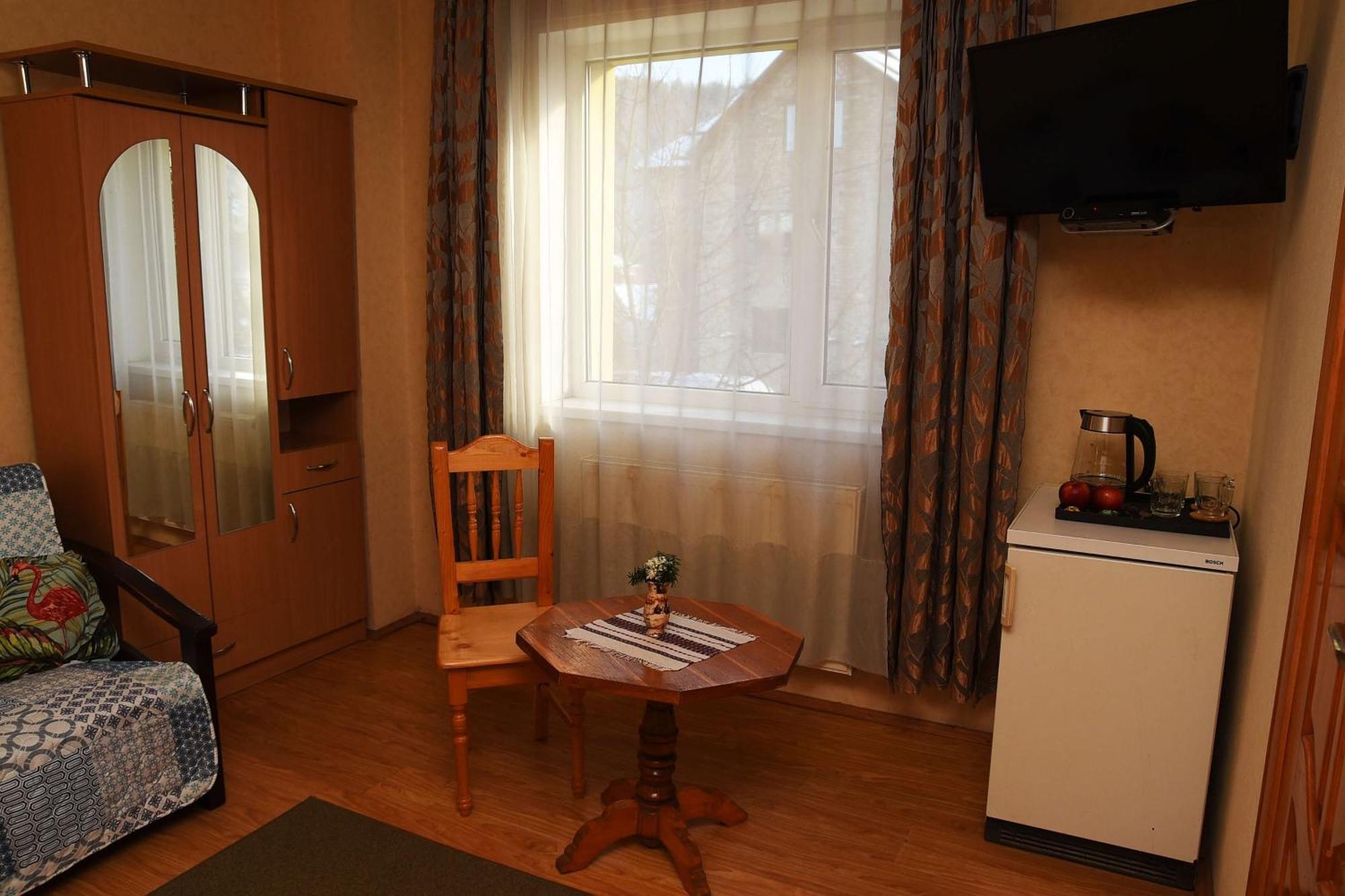 Oskolok Dovbusha Mini-Hotel Яремча Номер фото