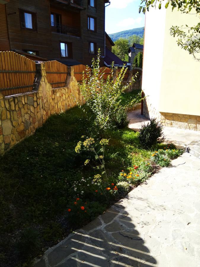 Oskolok Dovbusha Mini-Hotel Яремча Экстерьер фото